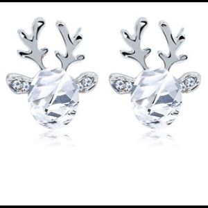 🎄White Christmas Reindeer Earrings⛄️